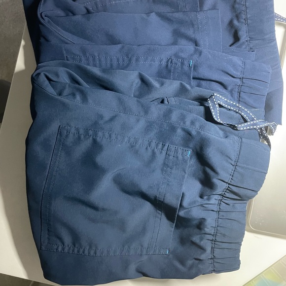 Koi Basics Navy XS - Picture 2 of 5